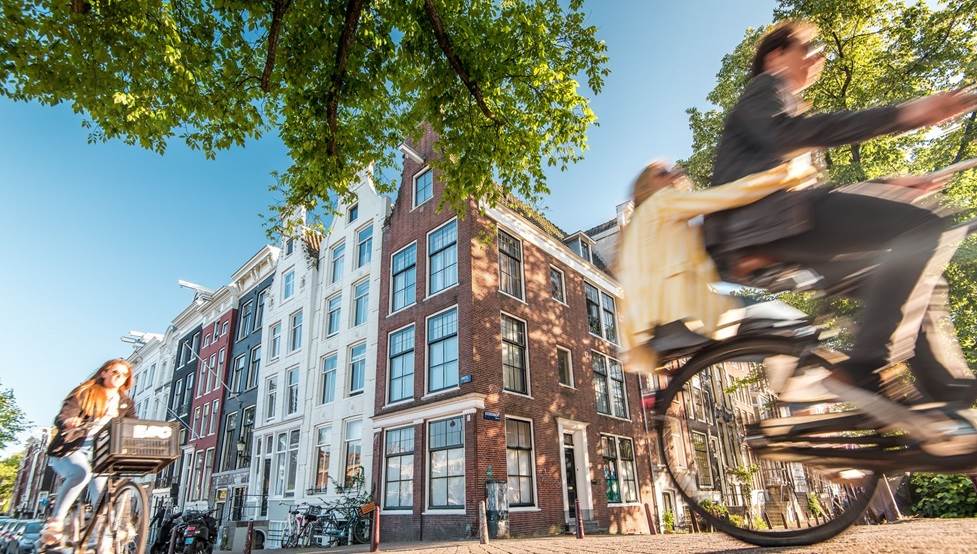 Amsterdam tech academies are continuing to raise the bar